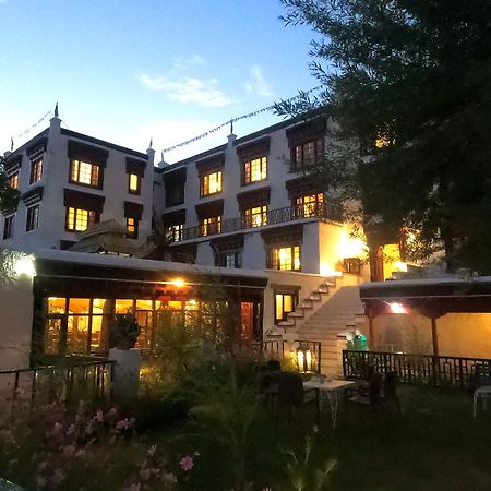 Lharimo Hotel Leh - Ladakh エクステリア 写真