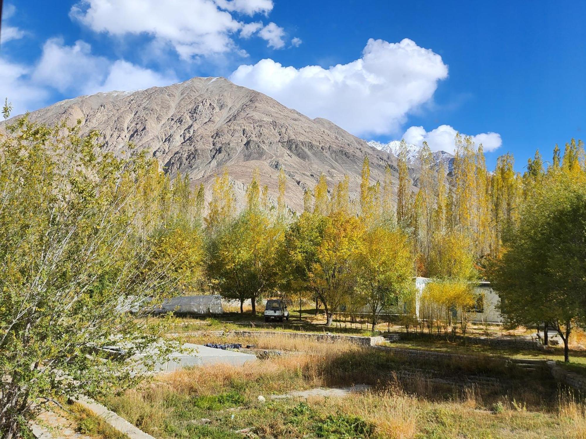 Lharimo Hotel Leh - Ladakh エクステリア 写真