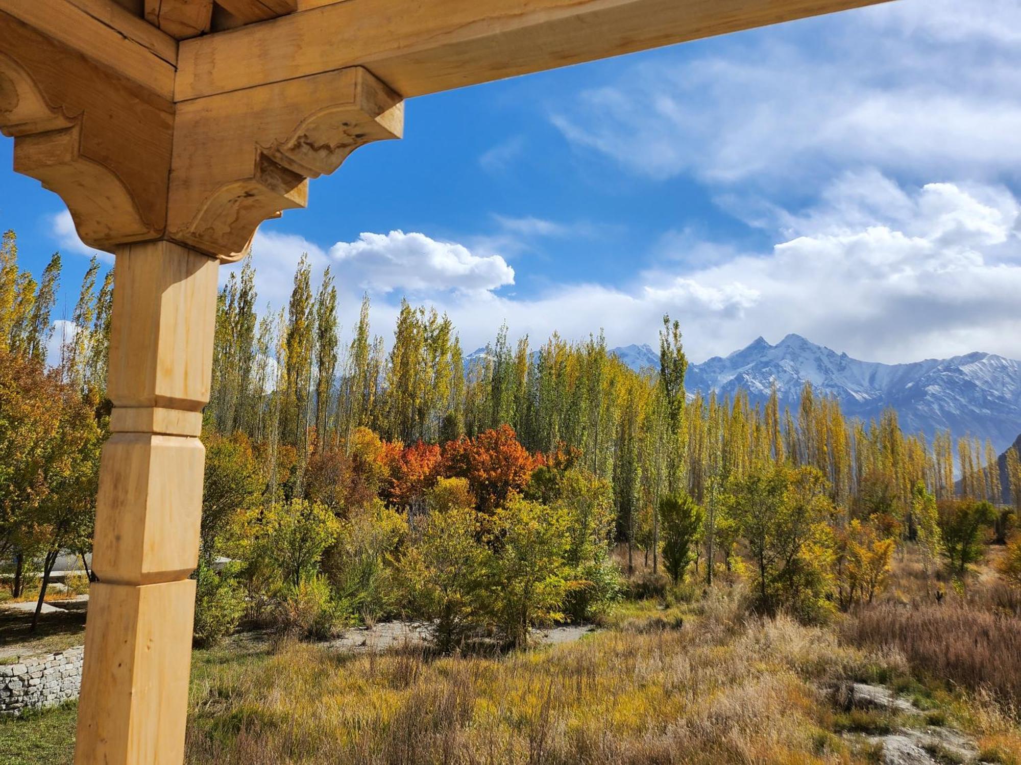 Lharimo Hotel Leh - Ladakh エクステリア 写真