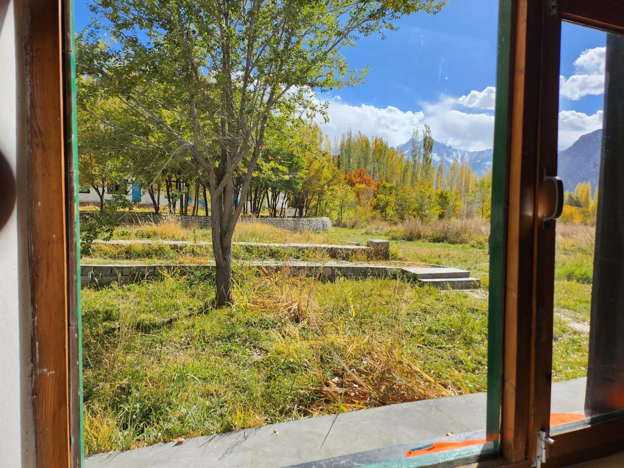 Lharimo Hotel Leh - Ladakh エクステリア 写真